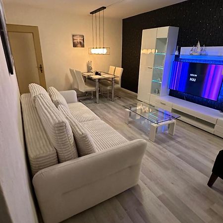 Fewo Am Deich 1 Zentral Mit Stadtblick Und Kontaktloser Check In Bremerhaven Exterior photo