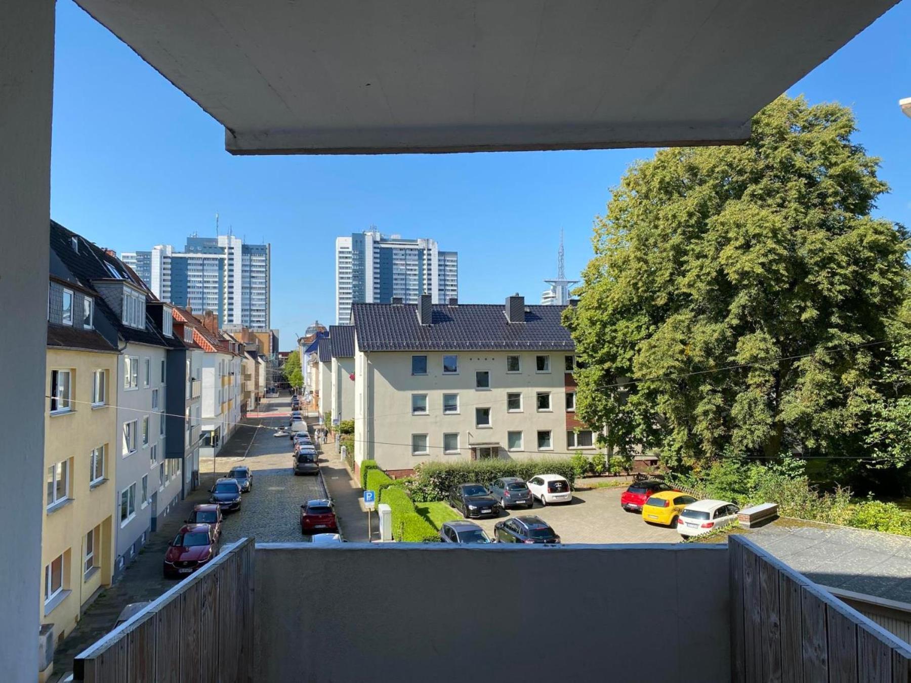 Fewo Am Deich 1 Zentral Mit Stadtblick Und Kontaktloser Check In Bremerhaven Exterior photo