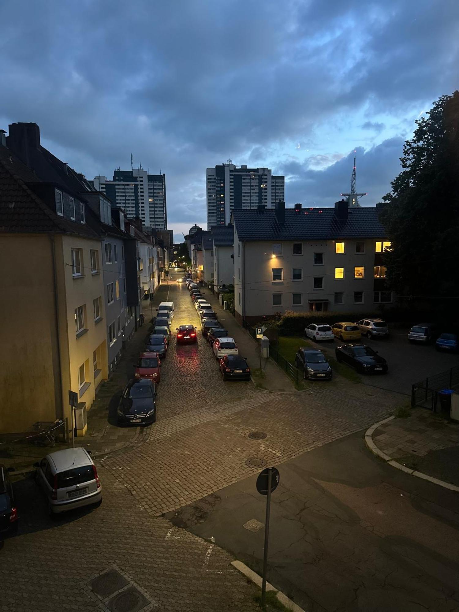 Fewo Am Deich 1 Zentral Mit Stadtblick Und Kontaktloser Check In Bremerhaven Exterior photo