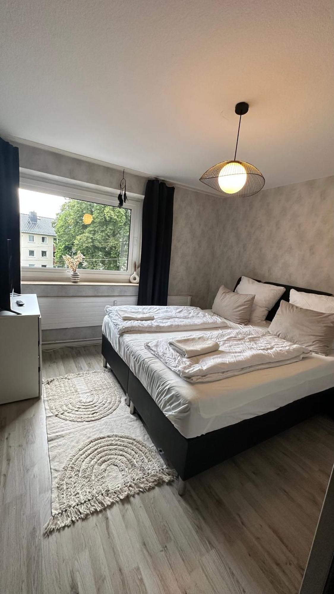 Fewo Am Deich 1 Zentral Mit Stadtblick Und Kontaktloser Check In Bremerhaven Exterior photo